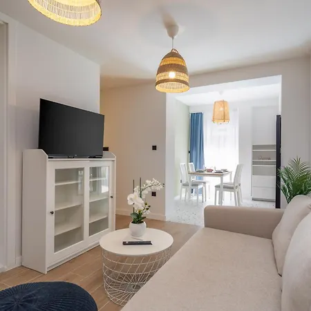 Kovac Family Apartment Makarska