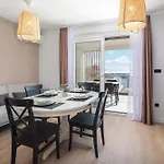 Kovac Family Apartment Makarska